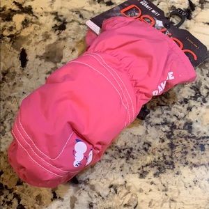 Famine kids ski gloves. New, never used